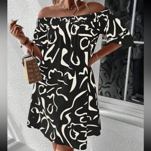 Boho plus size off shoulder flounce sleeve dress - Picture 5 of 6